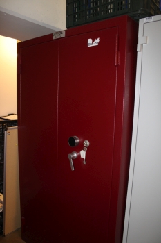 Lemezszekrény (piros)