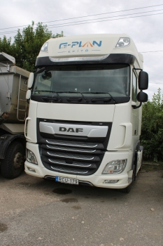 Nyergesvontató (DAF XF480FT)