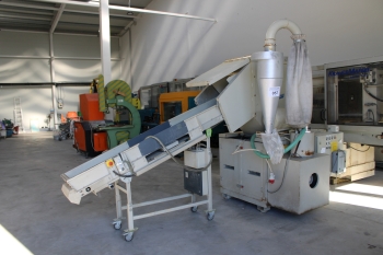 Daráló és felhordó szalag