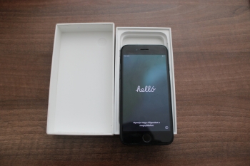 Iphone SE(2022) 128 GB 